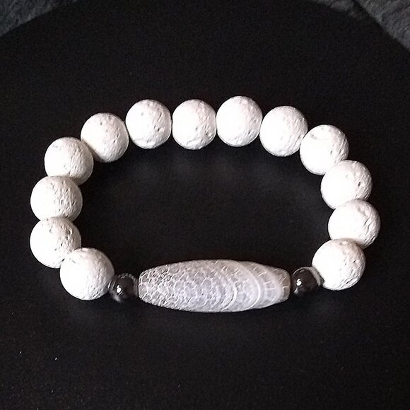 White Lava Rock & Frosted Dragonvein Agate ~ Winter Holiday Jewelry! Small Wrist - Picture 2 of 8